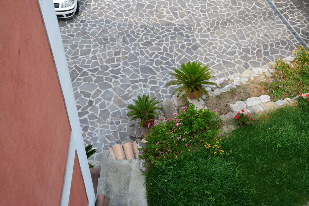 B&B La Casa Rossa Paola Ngoại thất bức ảnh